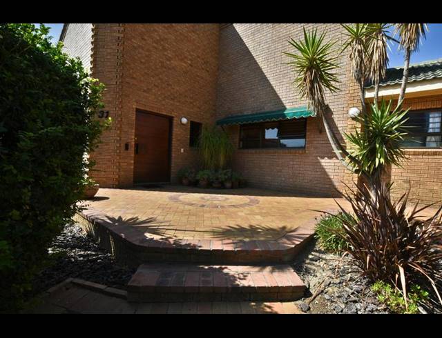 3 BEDROOM HOUSE FOR SALE IN VIERLANDEN